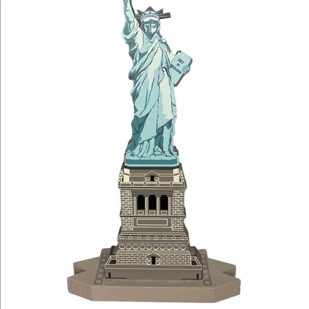 STATUE OF LIBERTY - Picture 4 of 4